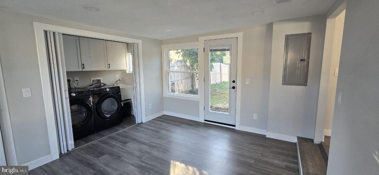 FAIRLESS HILLS - Residential