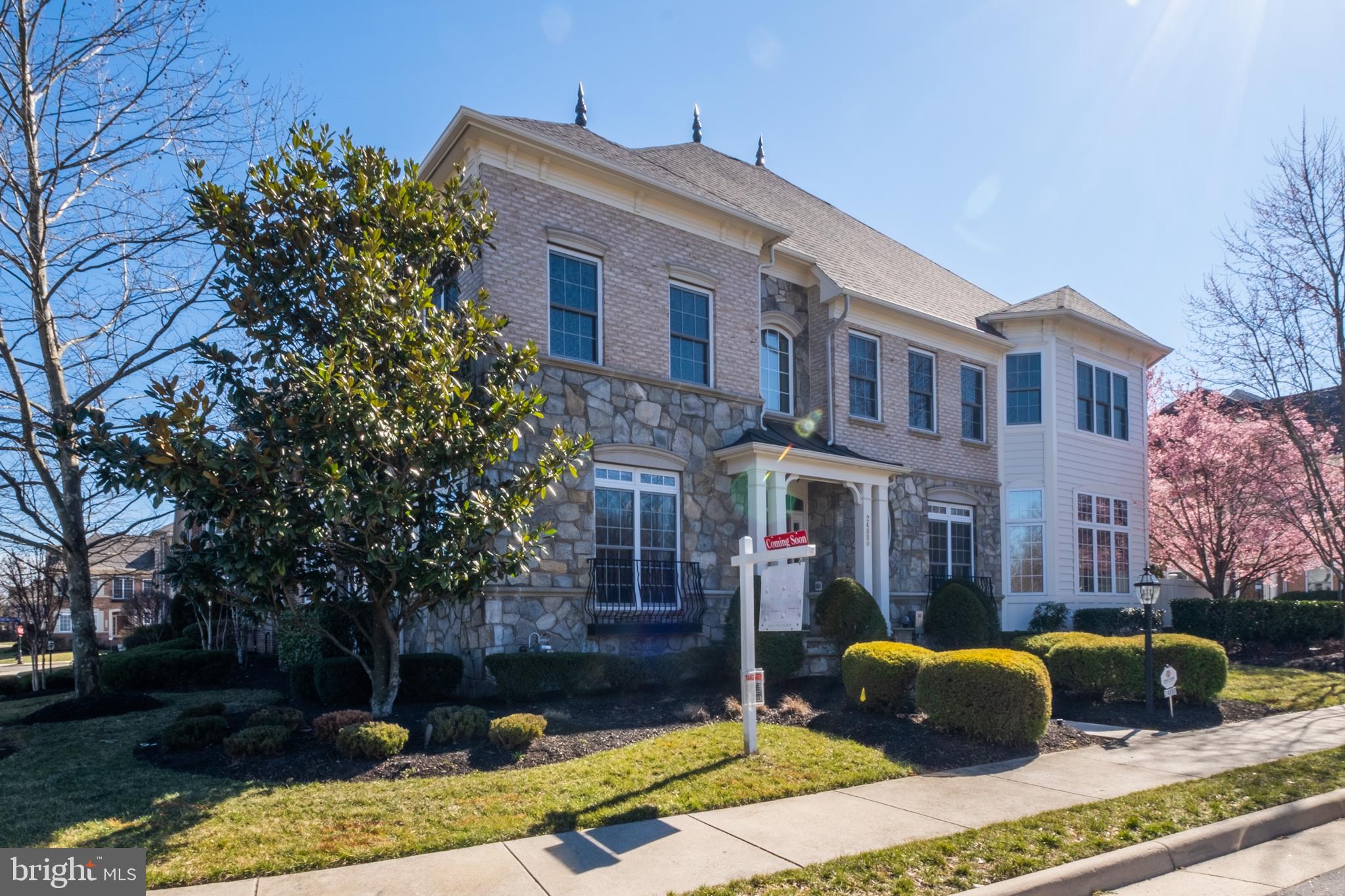 AVONLEA - Residential