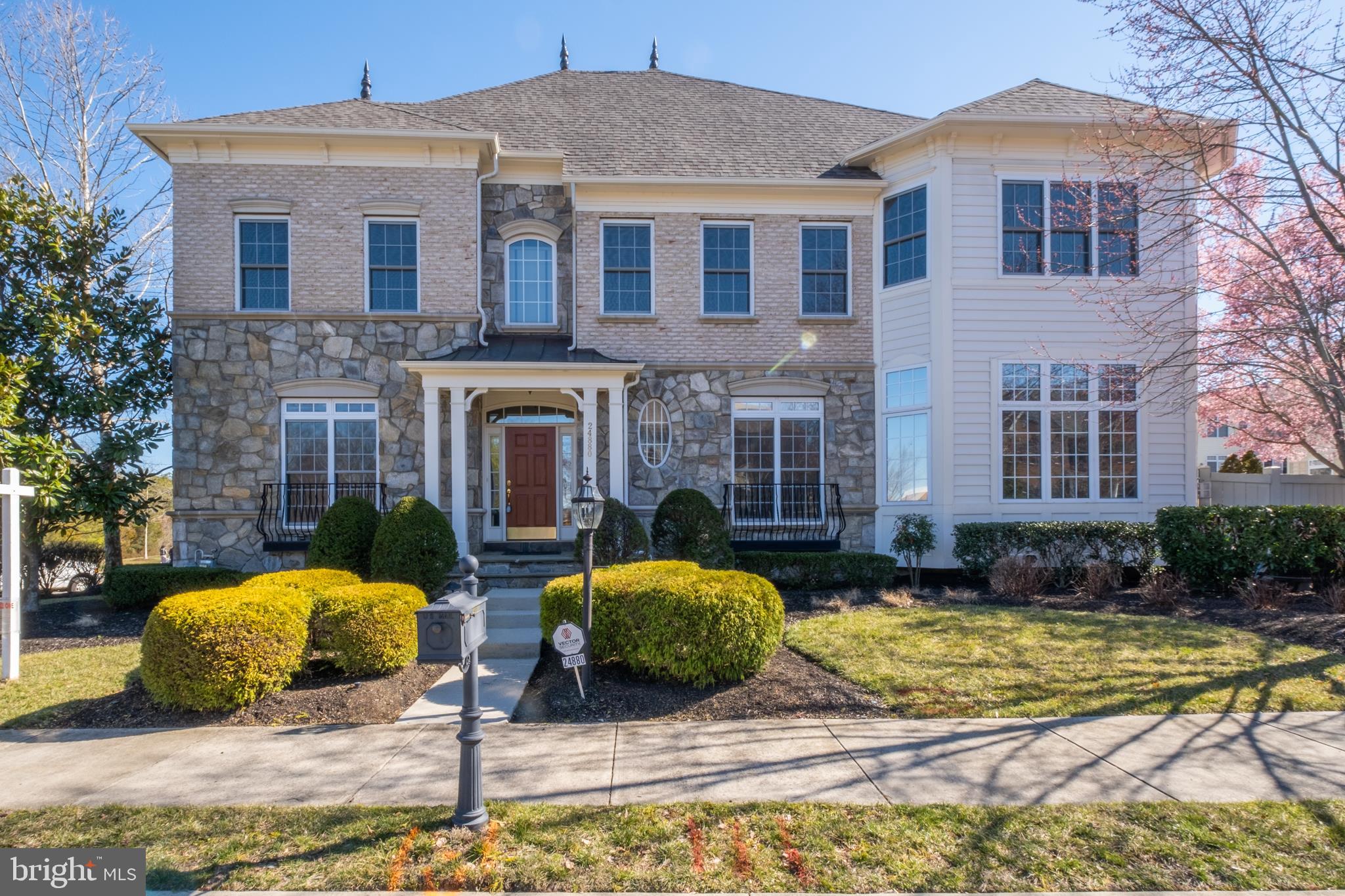 AVONLEA - Residential