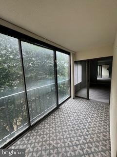 RACQUET CLUB - Residential