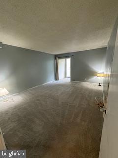 RACQUET CLUB - Residential