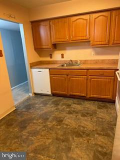 RACQUET CLUB - Residential