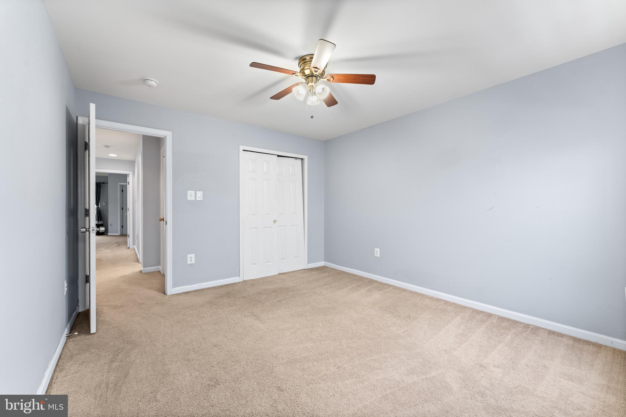 POWELLS RUN VILLAGE COND - Residential