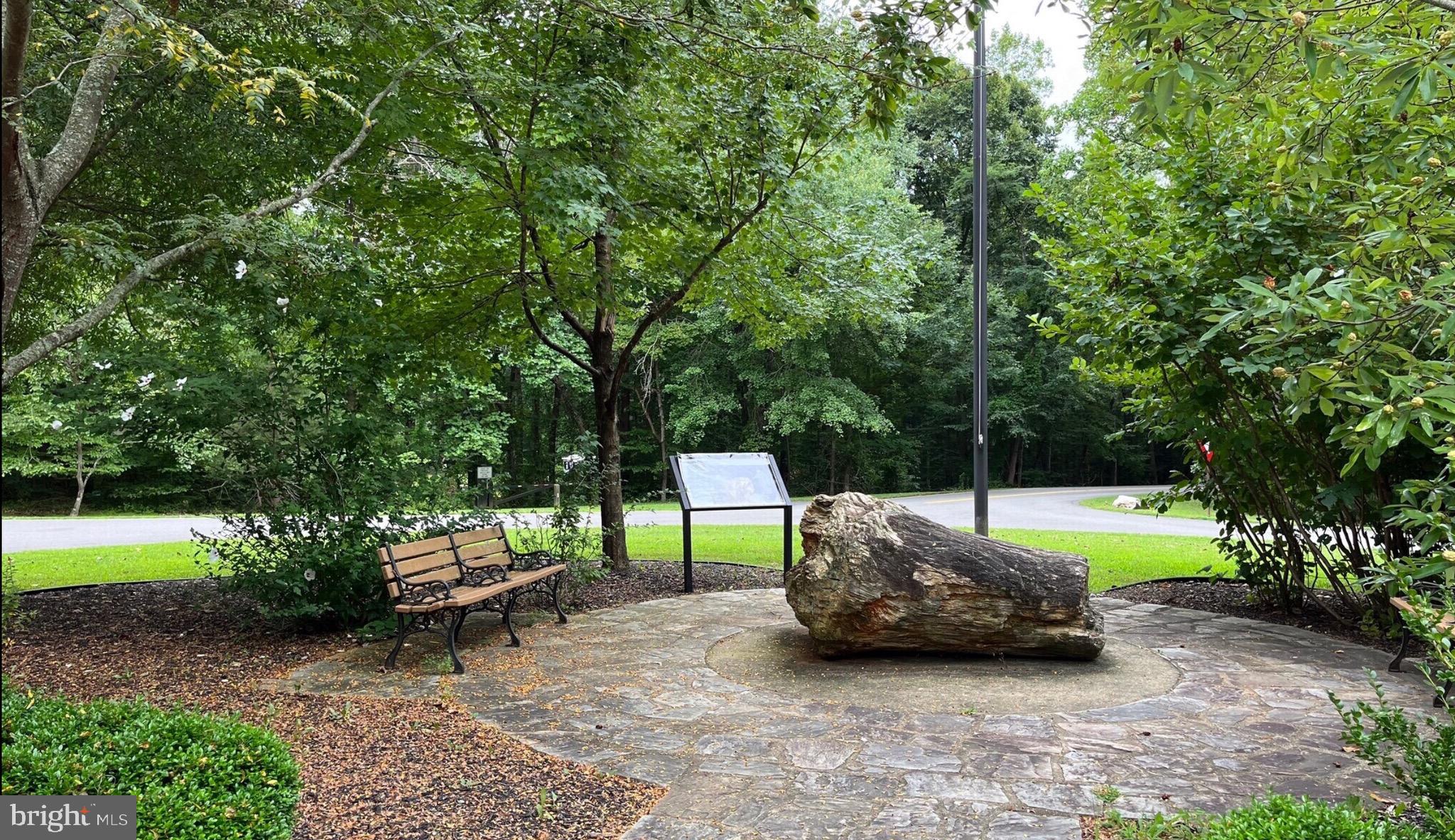 POWELLS RUN VILLAGE COND - Residential