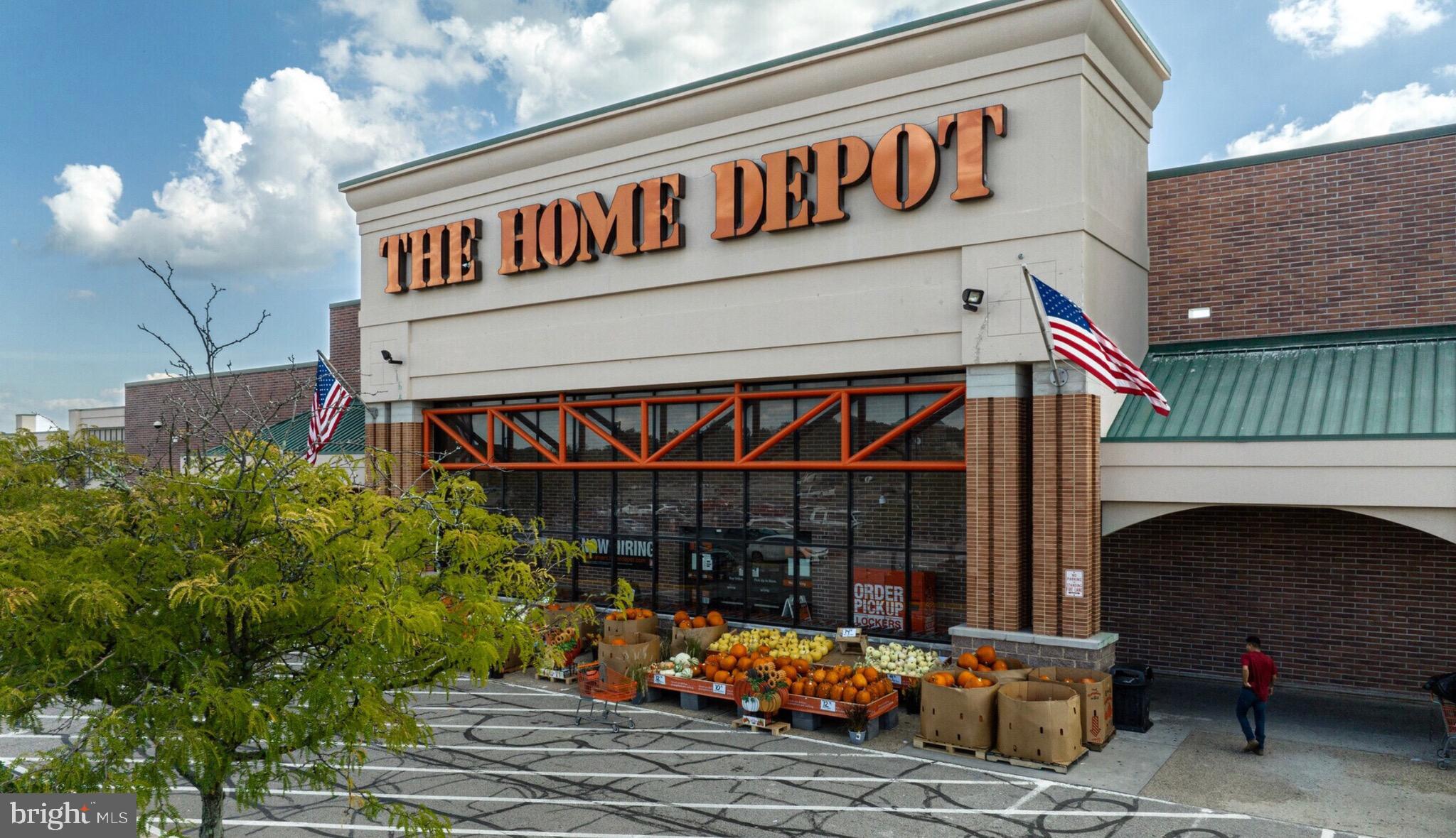 POWELLS RUN VILLAGE COND - Residential