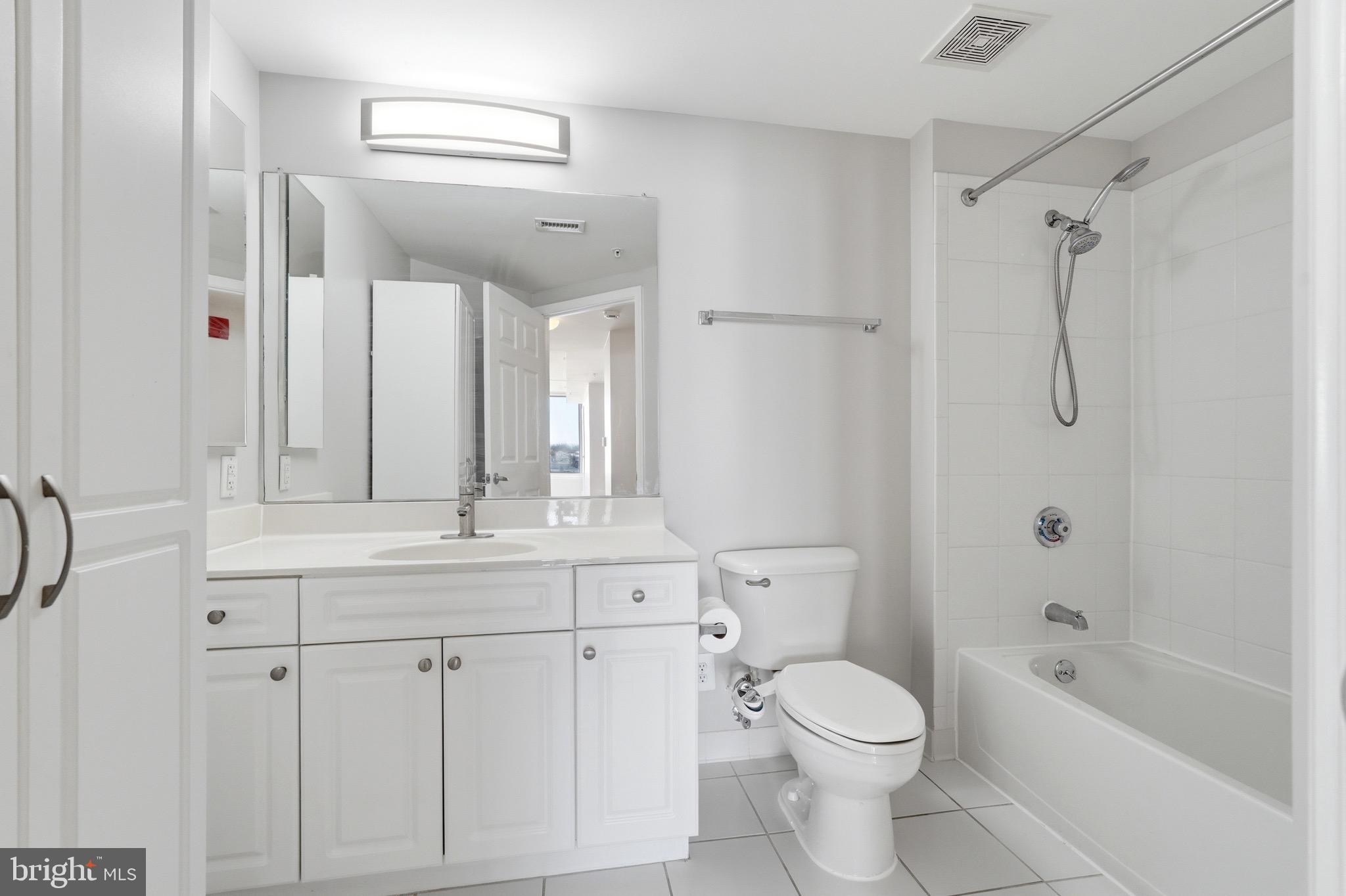 WILTON HOUSE - Residential