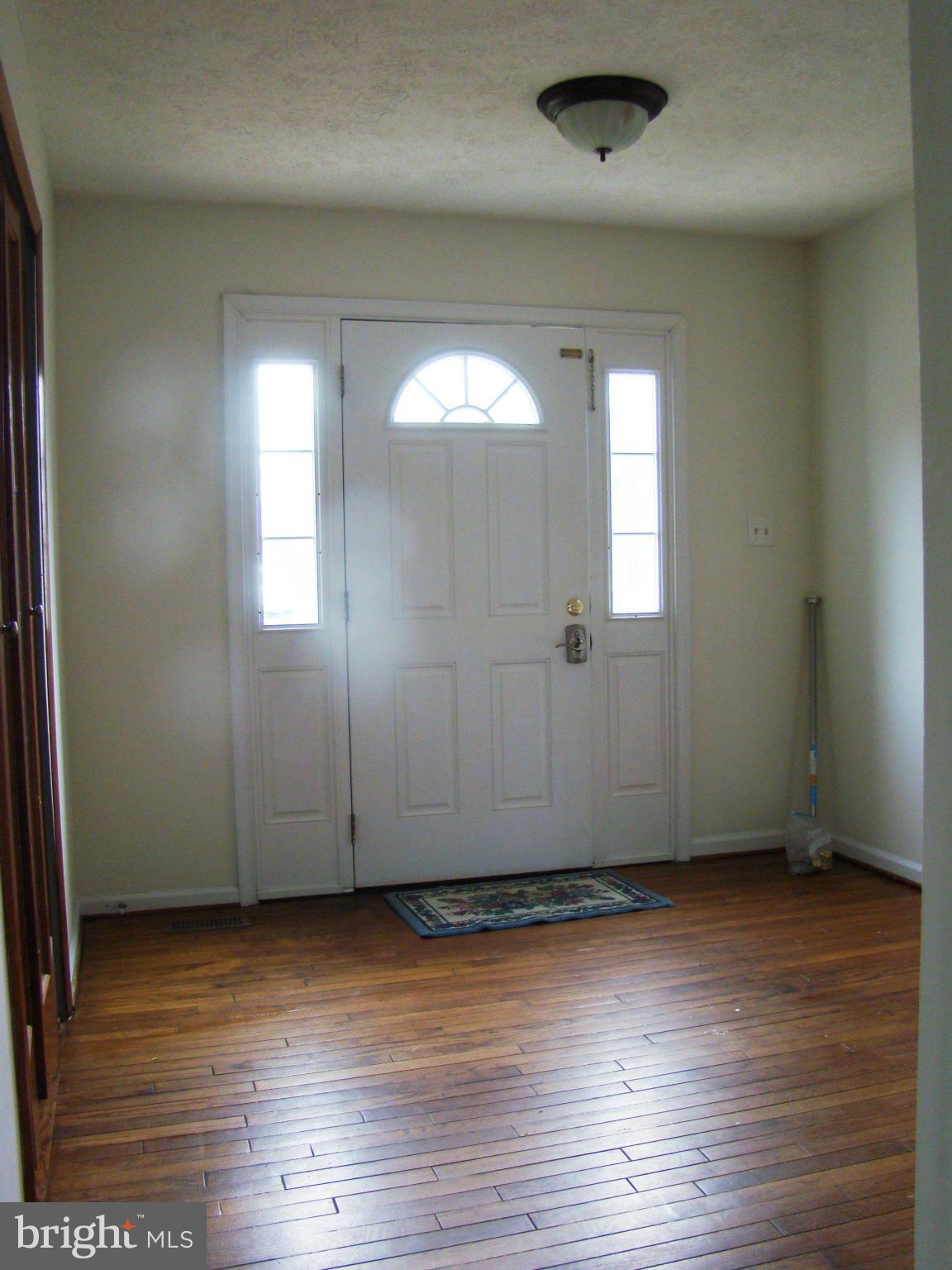 VISTA WOODS - Residential Lease