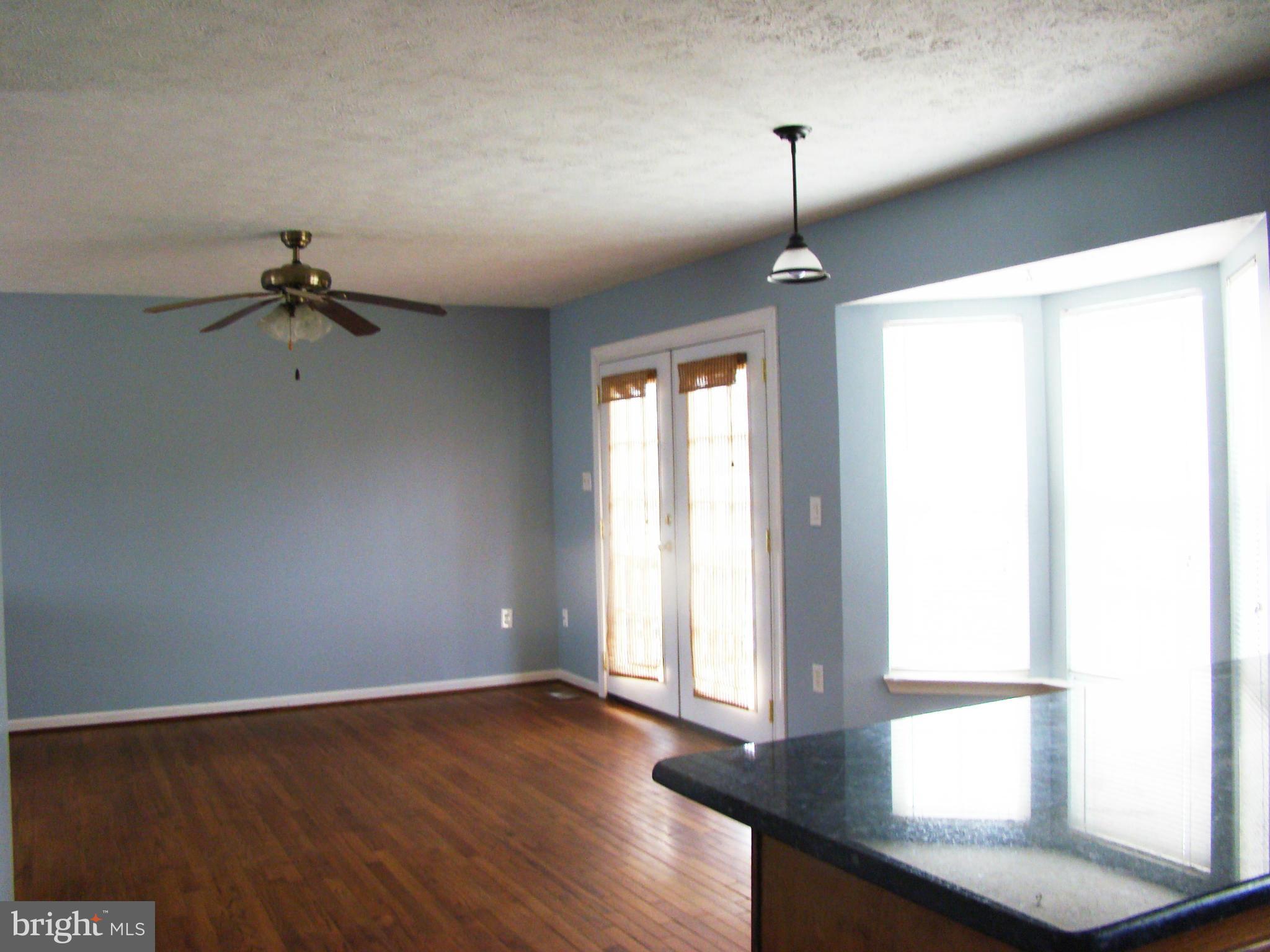 VISTA WOODS - Residential Lease