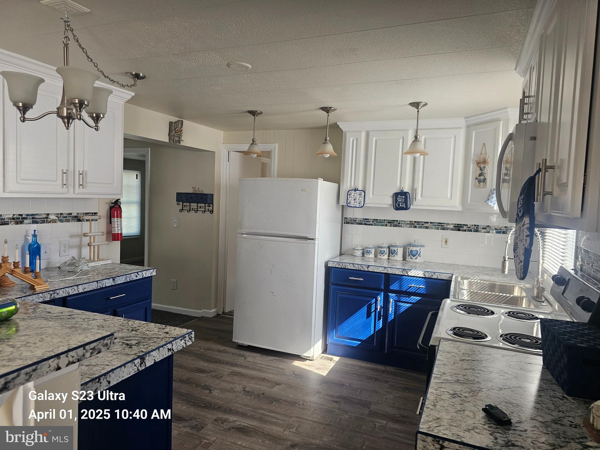 PINEWOOD ESTATES - Residential