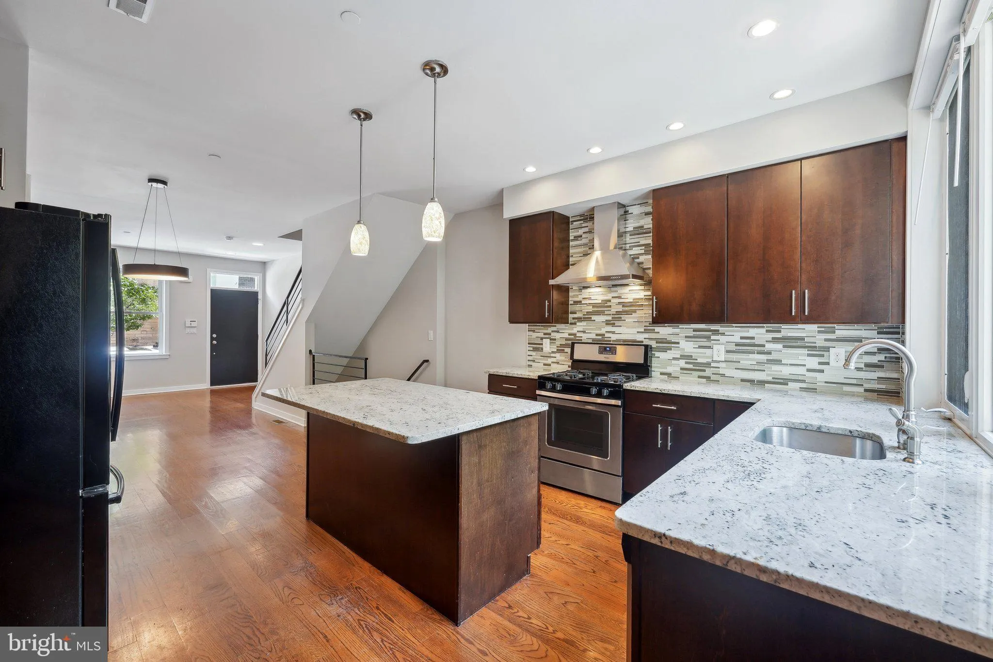 Philadelphia, Pennsylvania 19146, United States, 4 Bedrooms Bedrooms, ,3 BathroomsBathrooms,Residential,Active,48109