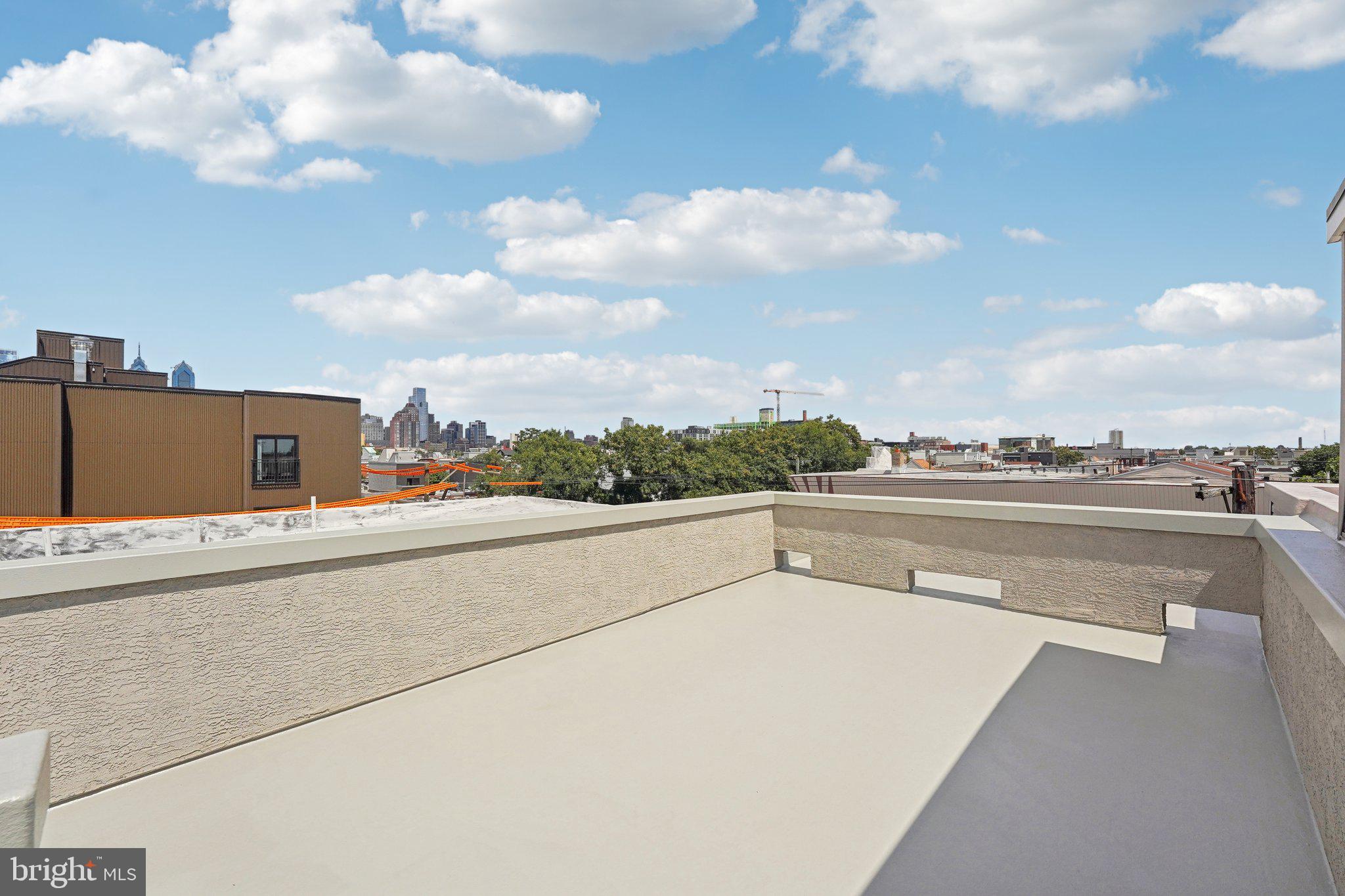 POINT BREEZE - Residential
