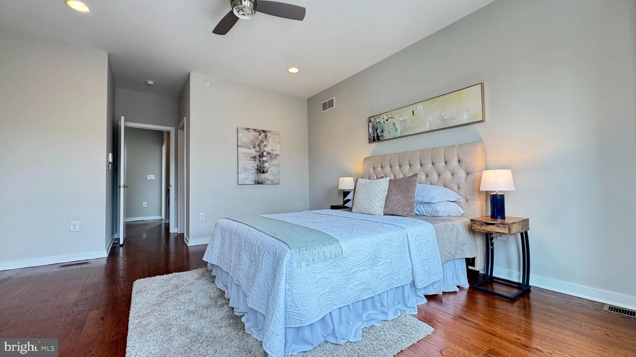 Philadelphia, Pennsylvania 19146, United States, 4 Bedrooms Bedrooms, ,3 BathroomsBathrooms,Residential,Active,48109