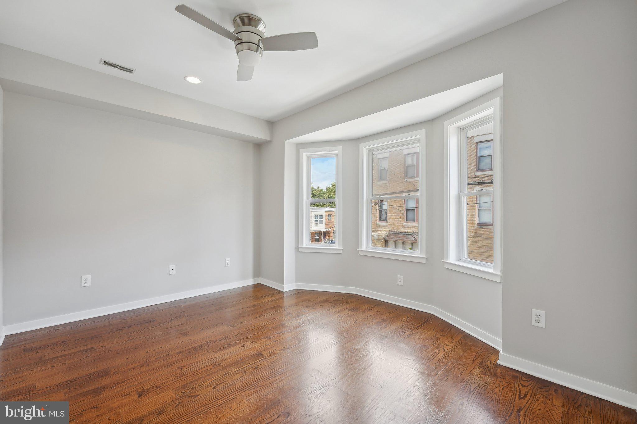 POINT BREEZE - Residential