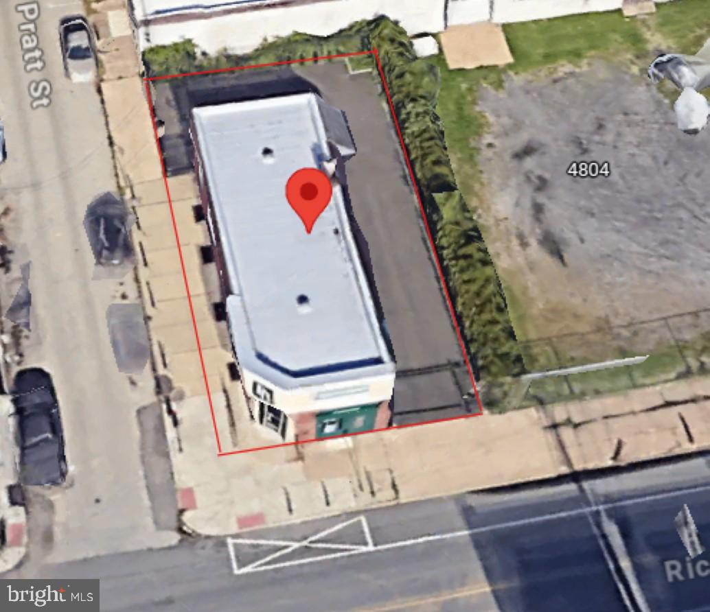 4800 Richmond is a vacant commercial building at the corner of Richmond Street and Pratt St in the Bridesburg Section of Philadelphia. Formally a bank, the building currently is configured with a bank counter and lobby and a drive-thru on the perimeter of the building. Ideal for a new bank tenant, a new retail use, or as a redevelopment site. Zoned CMX-2 this property could yield 8 units (7 residential and 1 commercial). Building has a full basement. Building also had an ATM space.