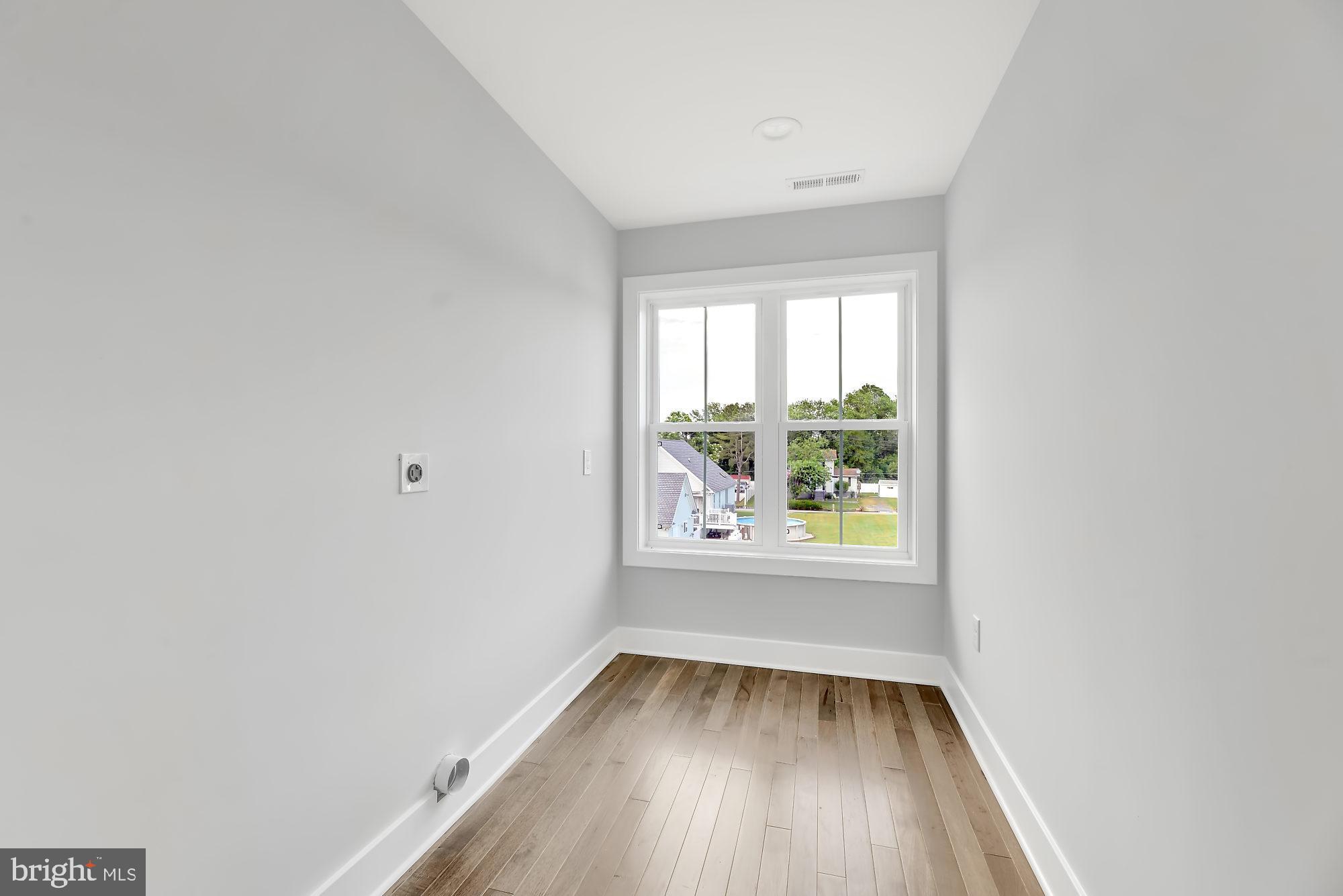 MILLERS ISLAND - Residential