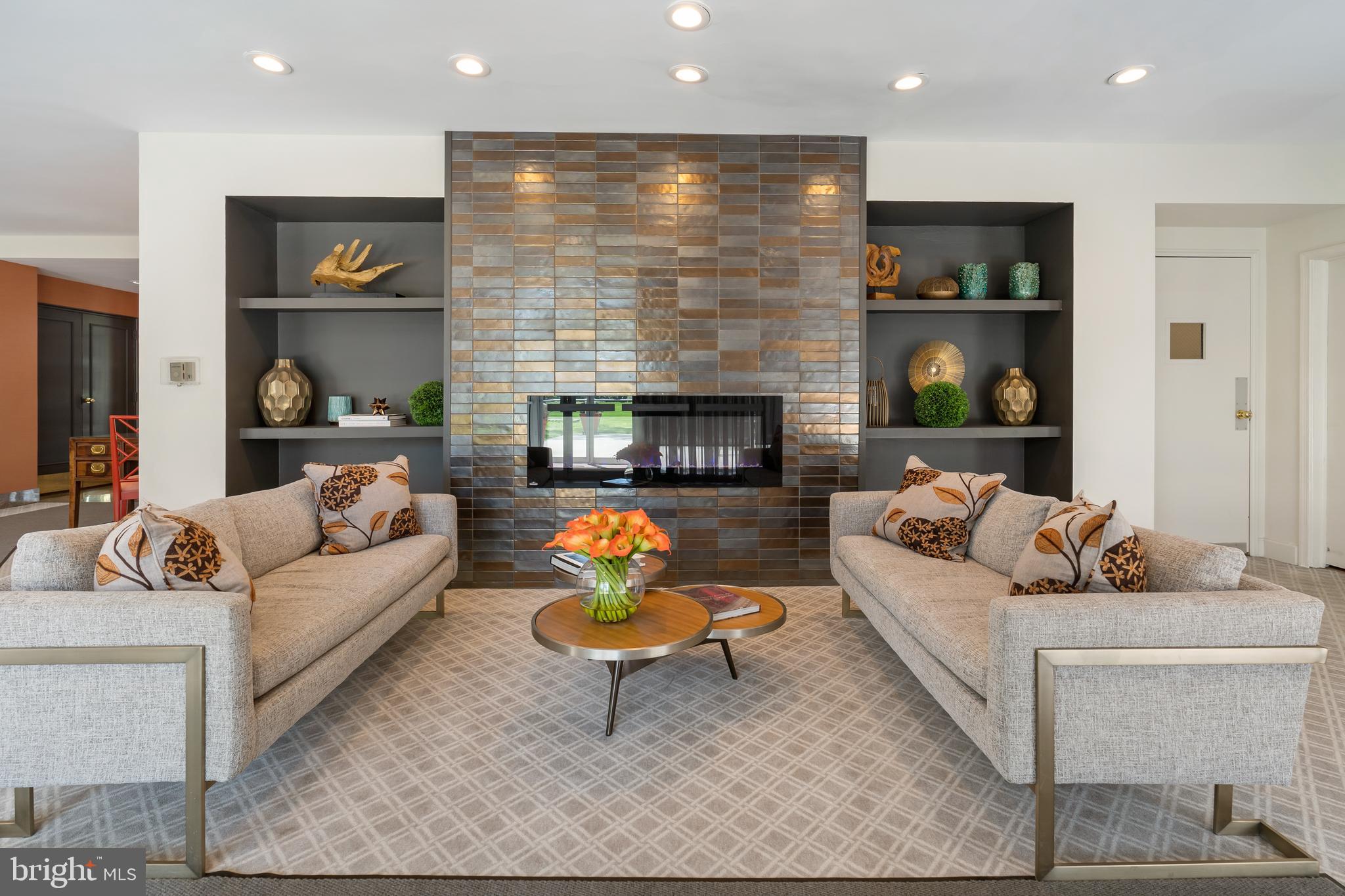 PIKESVILLE - Residential