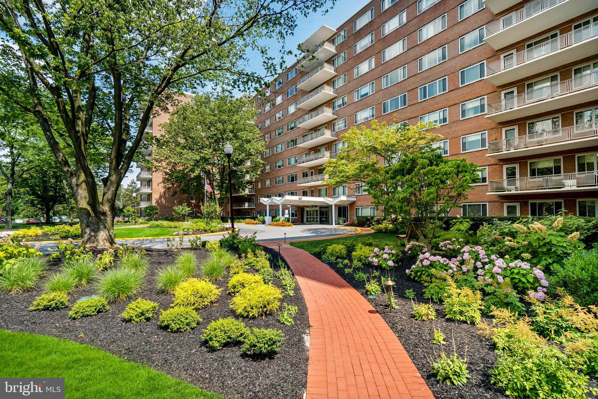 PIKESVILLE - Residential