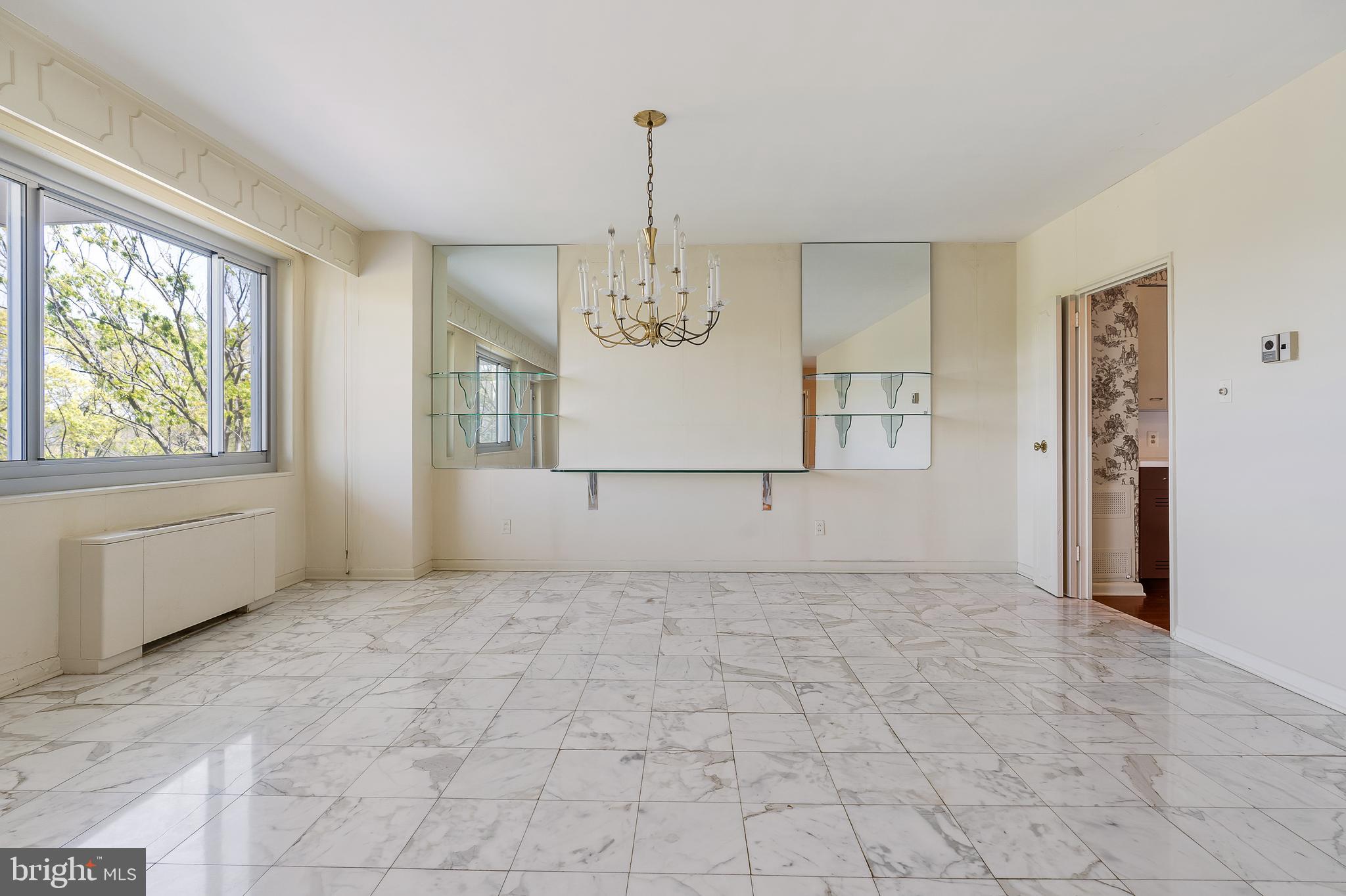 PIKESVILLE - Residential