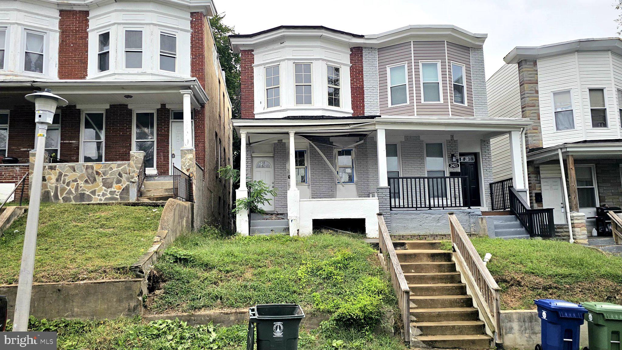 2425 DENISON STREET