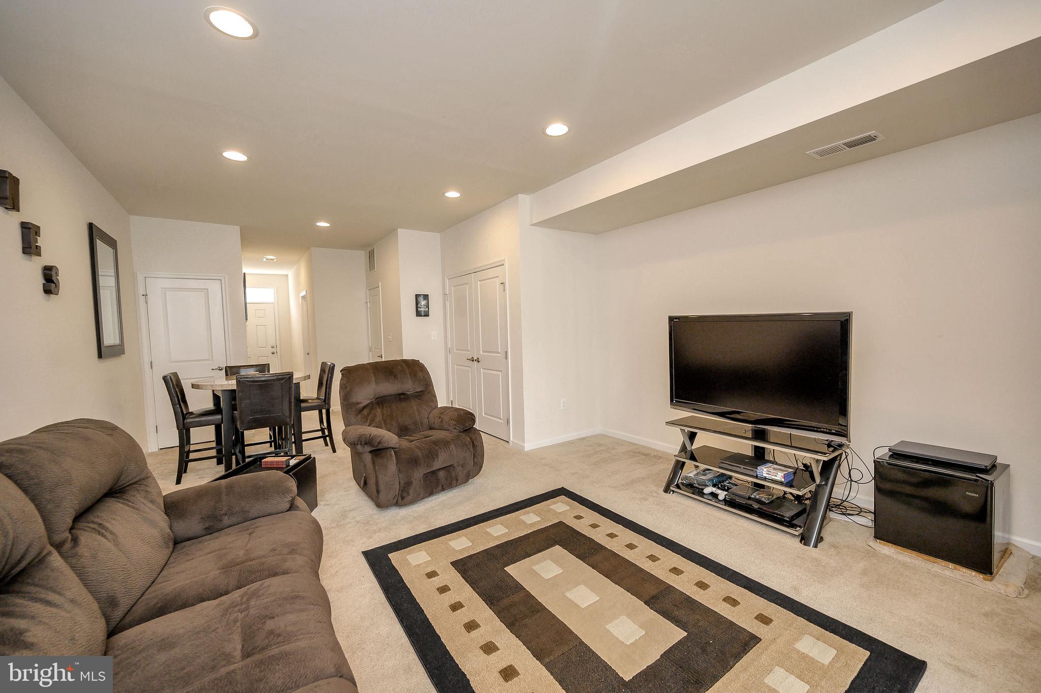 RAPPAHANNOCK LANDING - Residential Lease