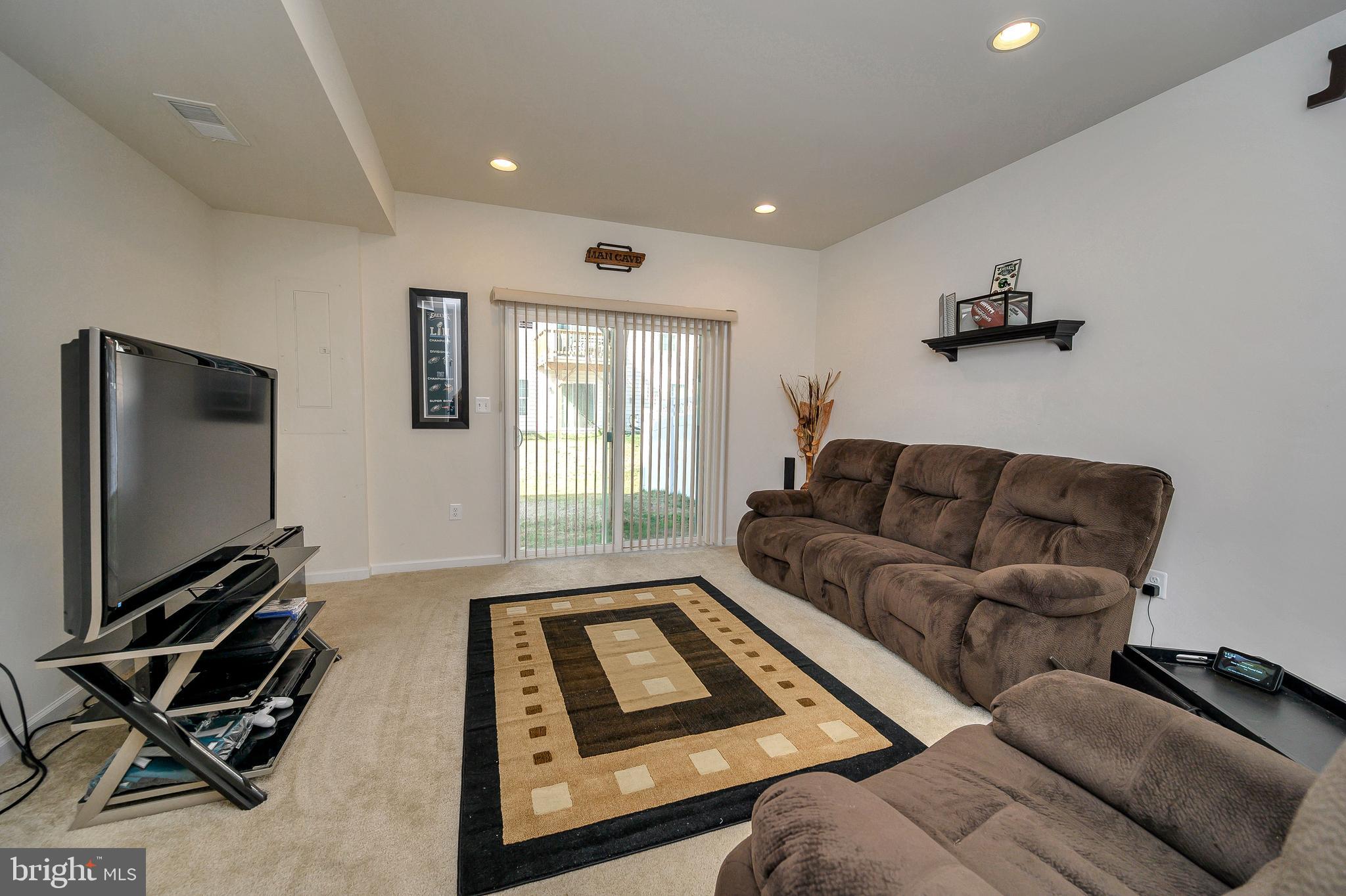 RAPPAHANNOCK LANDING - Residential Lease