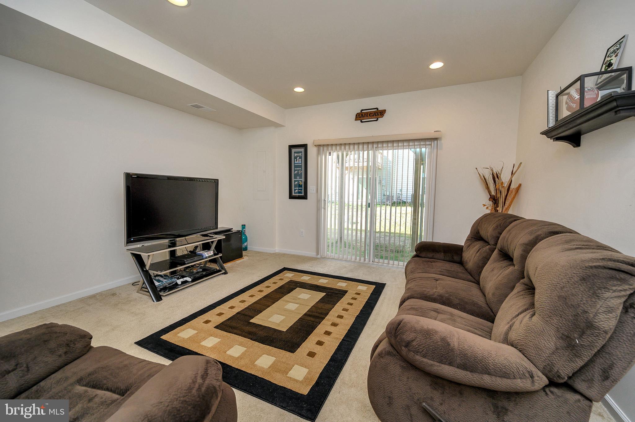 RAPPAHANNOCK LANDING - Residential Lease