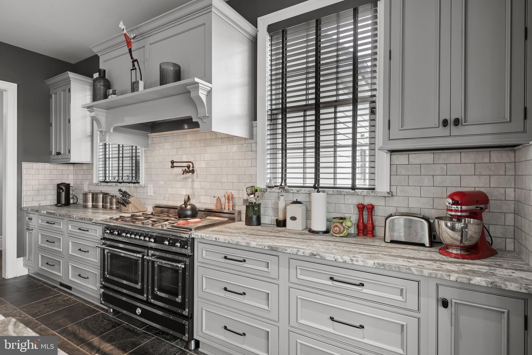 BUCKWOOD HILLS - Residential