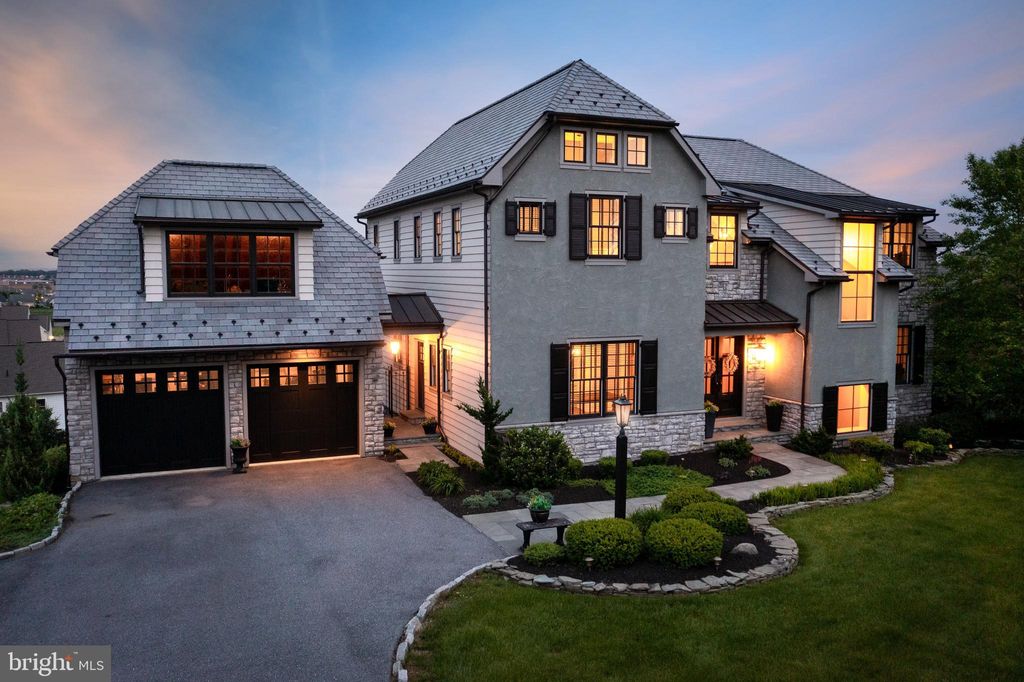 Photo of 11 Oakwood Lane, LITITZ, PA 17543 (MLS # PALA2064788)