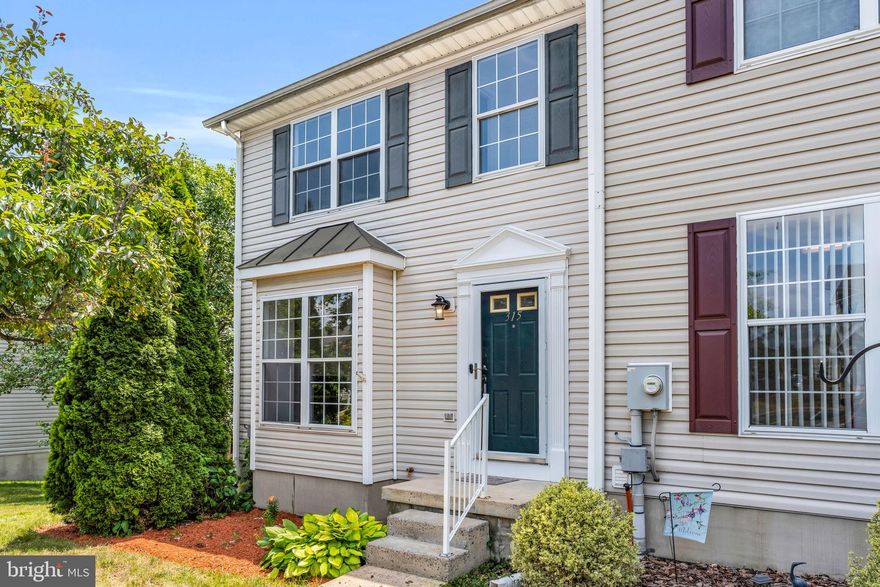 Welcome to 315 Copperfield Lane, a spacious end-unit townhome offering three levels of living and abundant natural light throughout! Freshly painted a neutral color,  with new plush carpeting, and vinyl plank flooring in the entryway and kitchen. The basement has a full bathroom with the potential for a third bedroom. The walkout basement opens up to a large fenced-in and level backyard where you could spend time relaxing with pets, family, and friends. Conveniently located to shops, restaurants, and major commuting routes this home combines comfort, convenience, and versatility, making it an exceptional opportunity for any discerning buyer. Don't miss the chance to call 315 Copperfield Lane your new home!