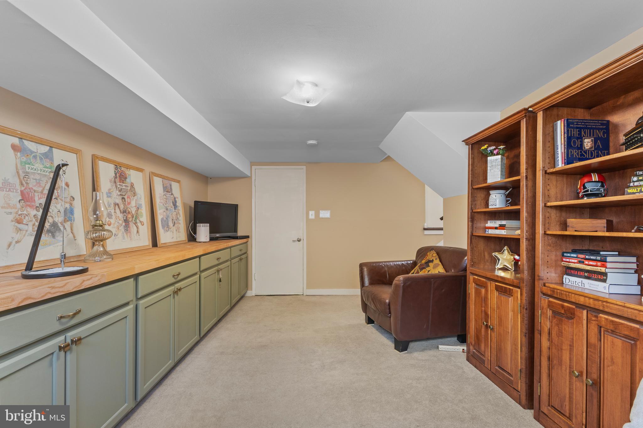 NORTH SPRINGFIELD - Residential