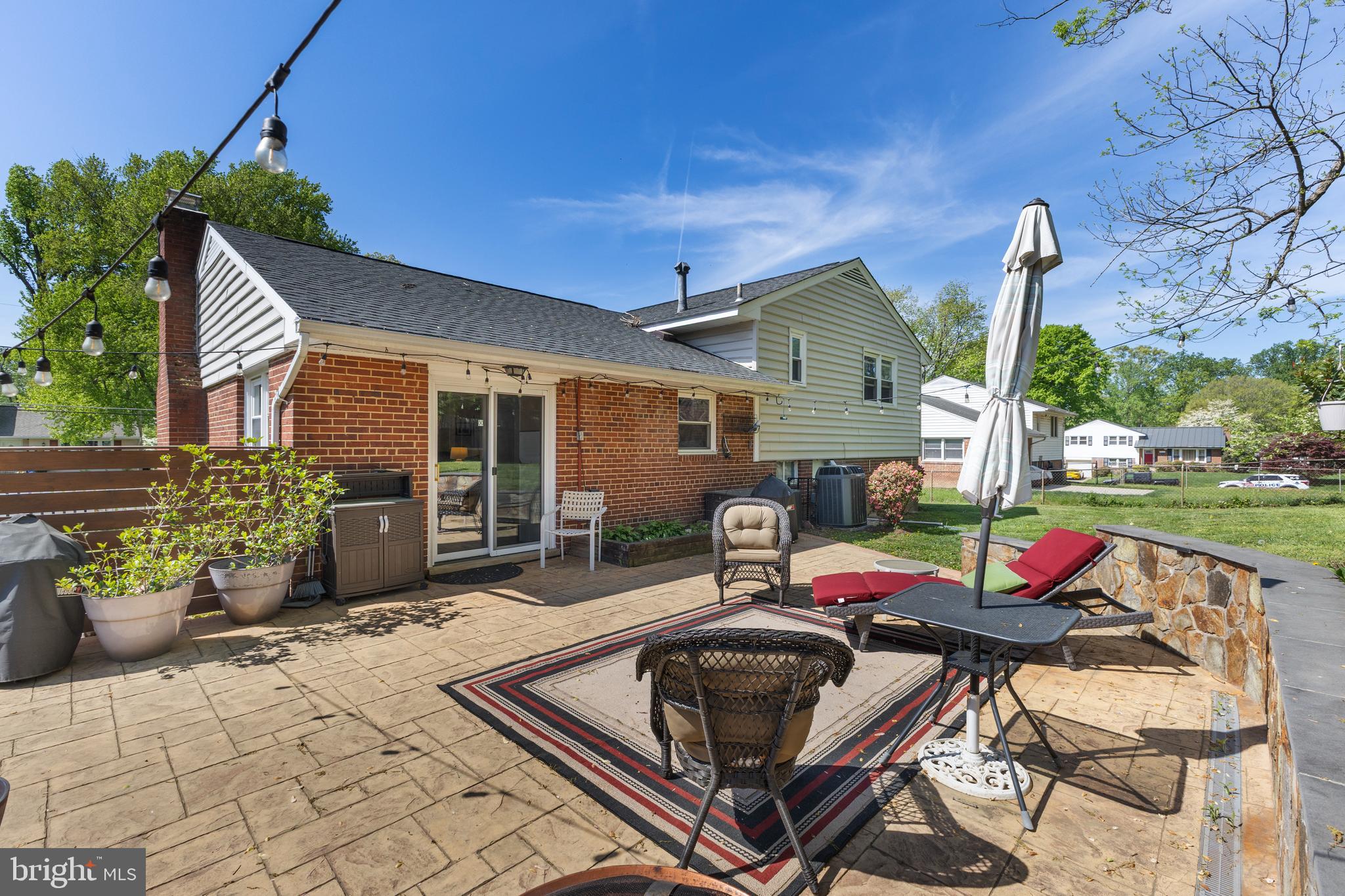 NORTH SPRINGFIELD - Residential