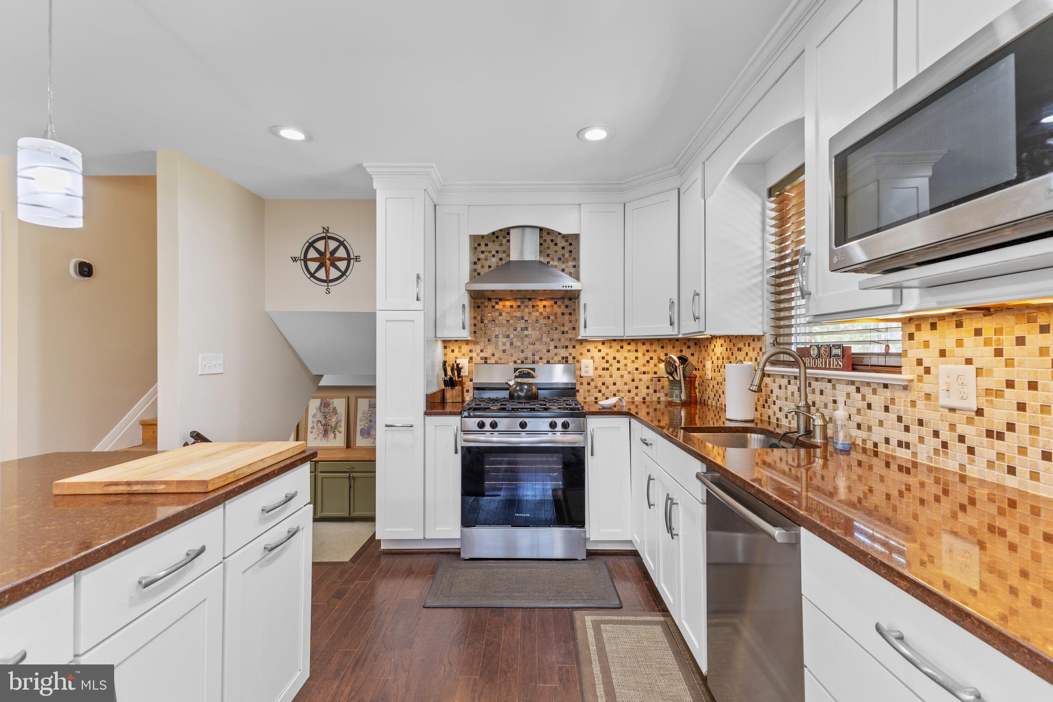 NORTH SPRINGFIELD - Residential