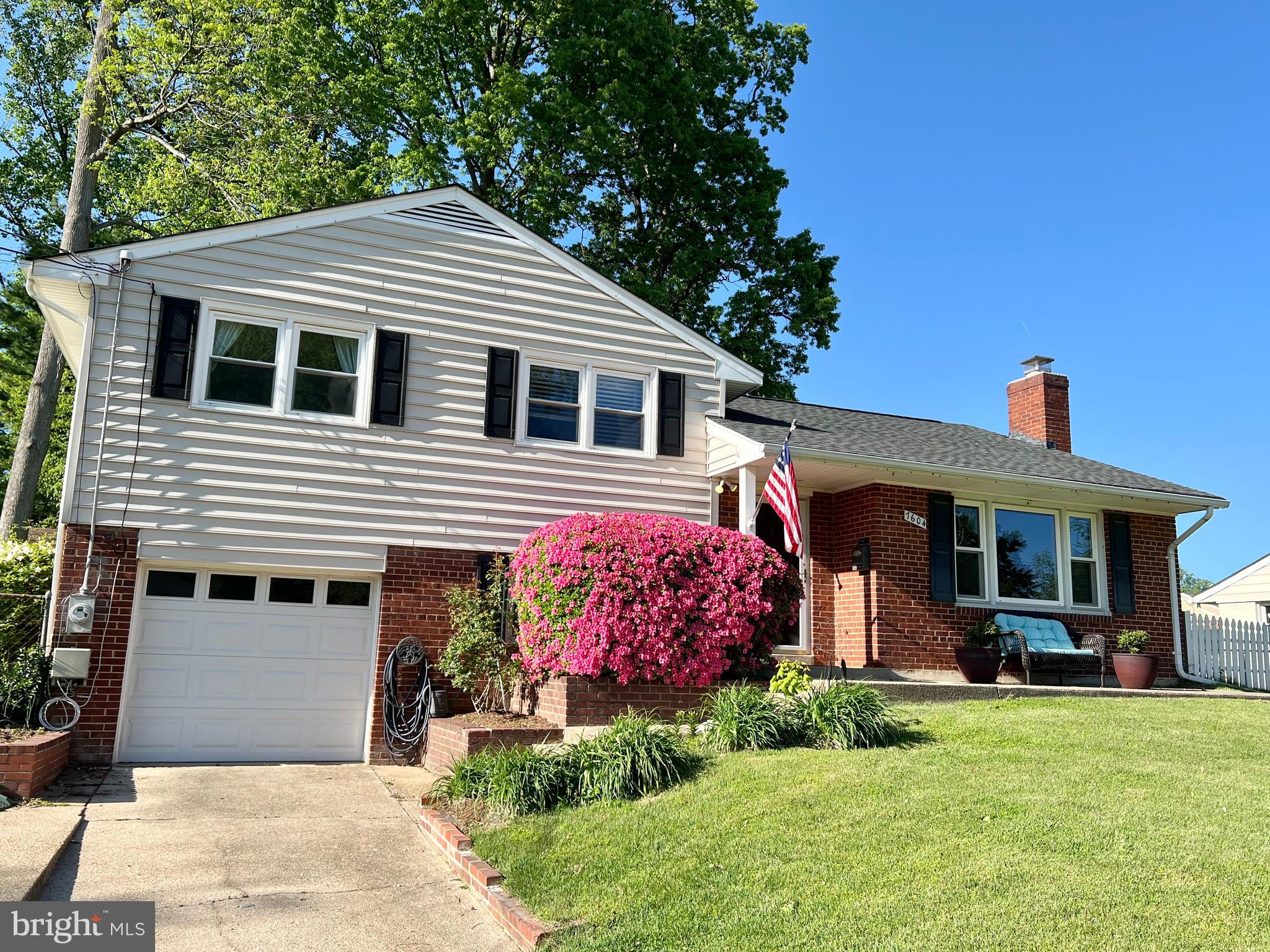 NORTH SPRINGFIELD - Residential