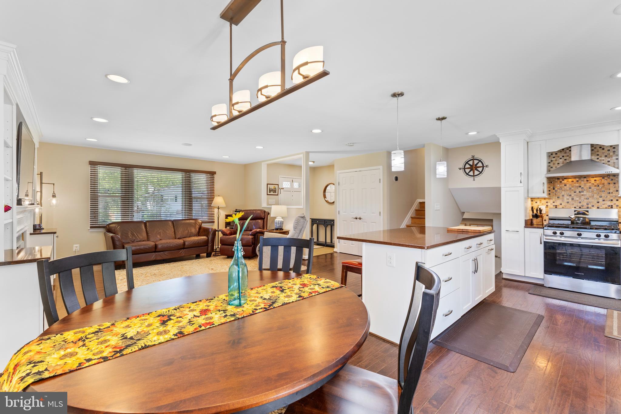 NORTH SPRINGFIELD - Residential