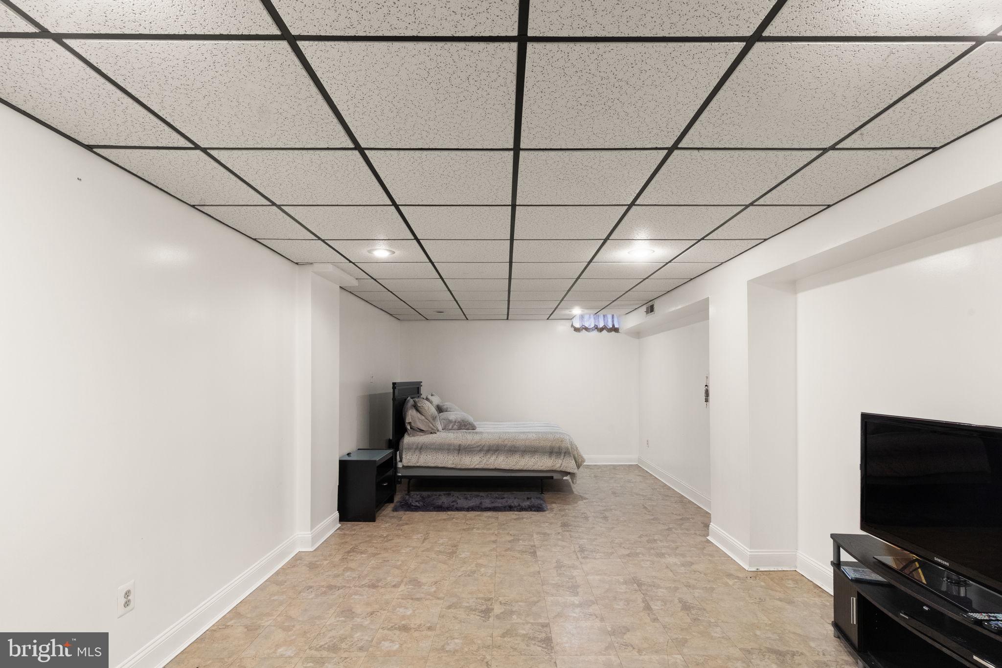 CLOVERFIELD - Residential