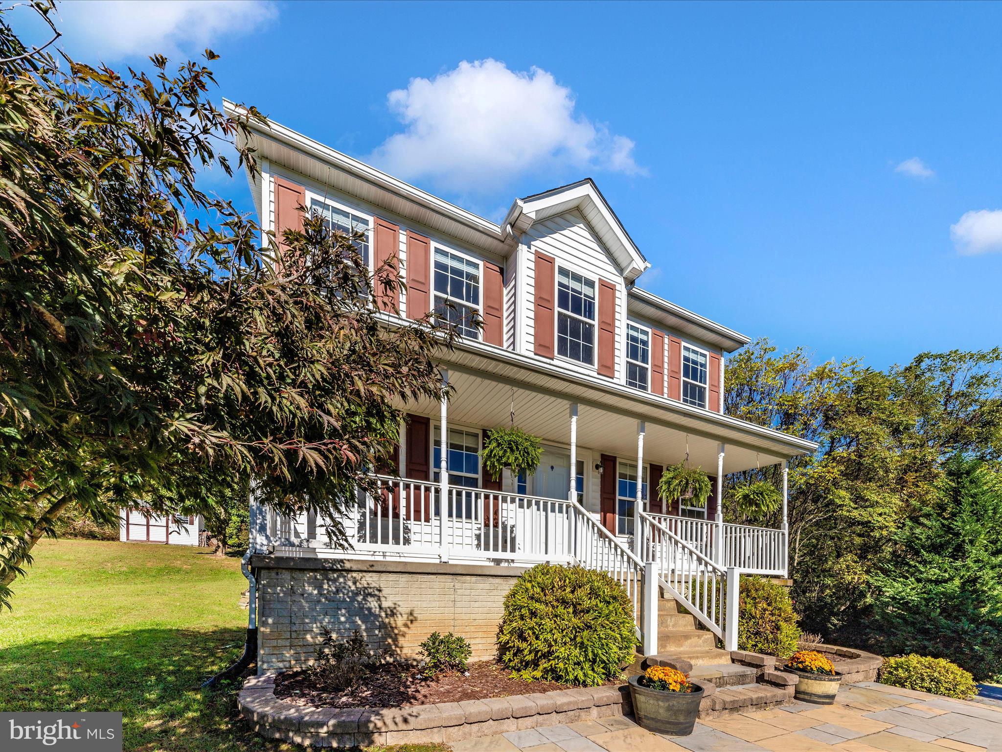 MEADOWLANDS - Residential