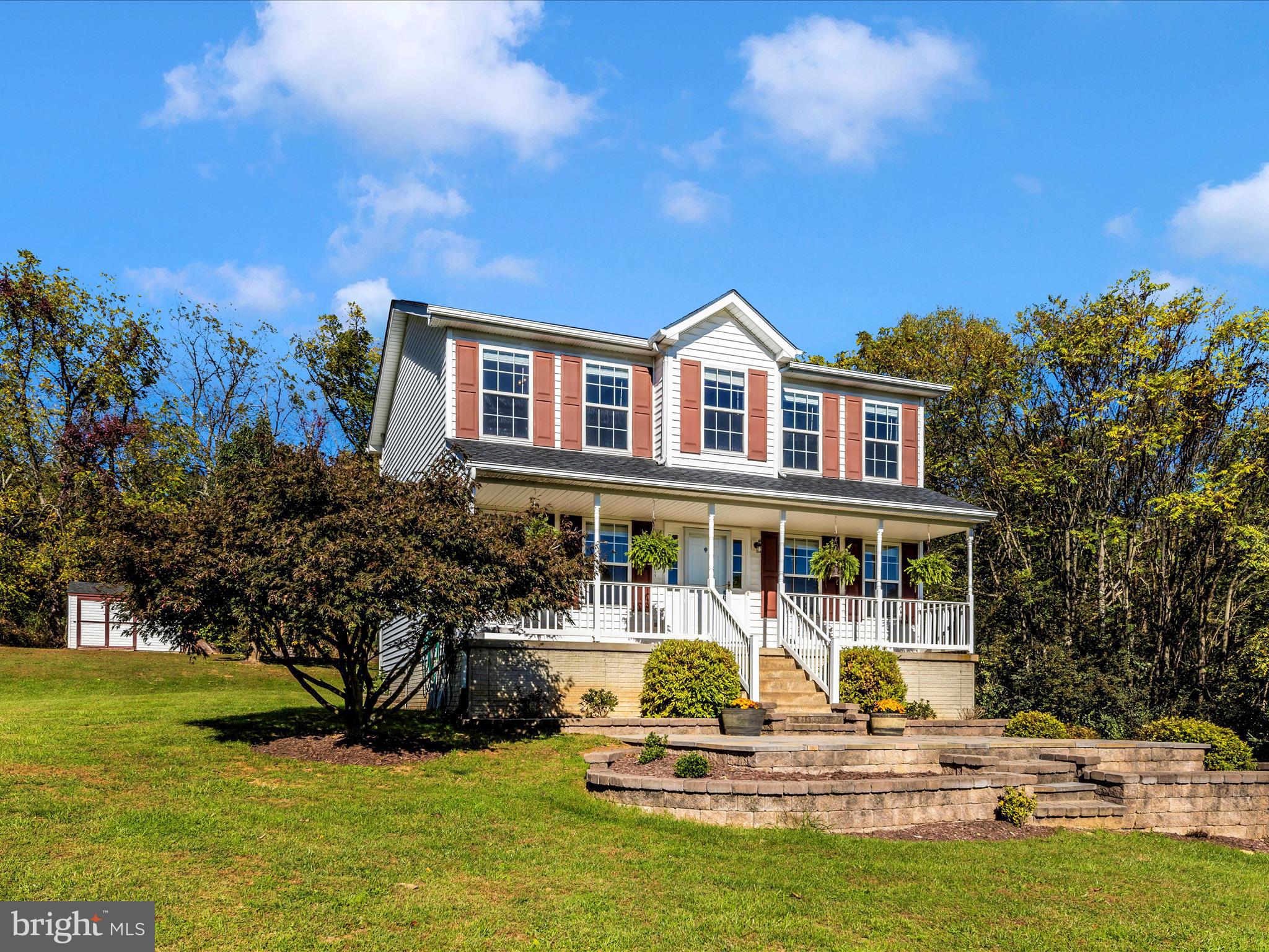 MEADOWLANDS - Residential