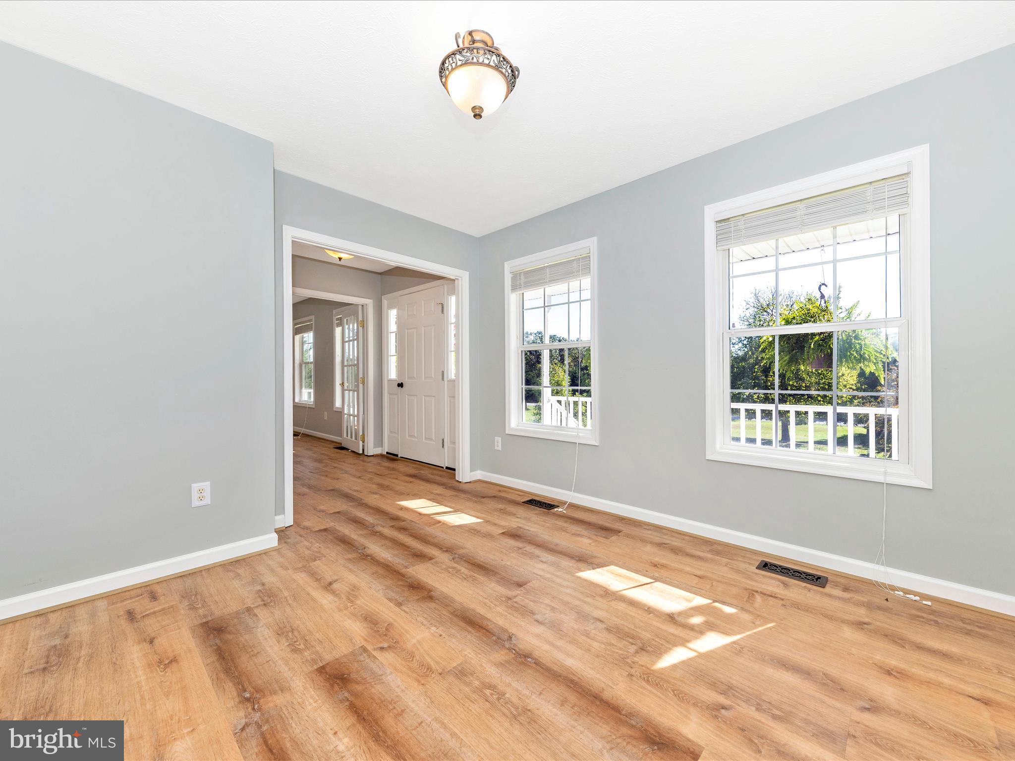 MEADOWLANDS - Residential