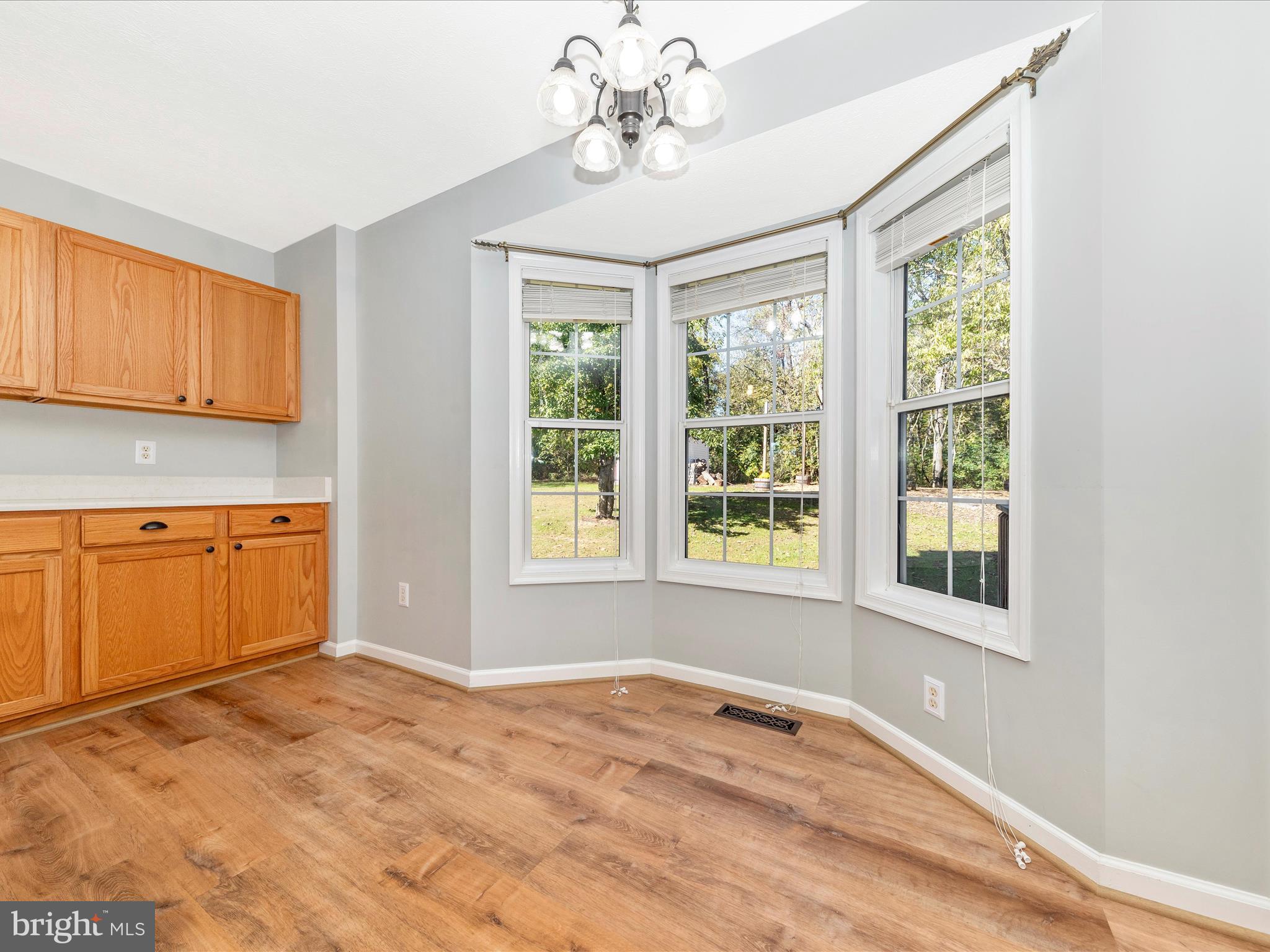 MEADOWLANDS - Residential