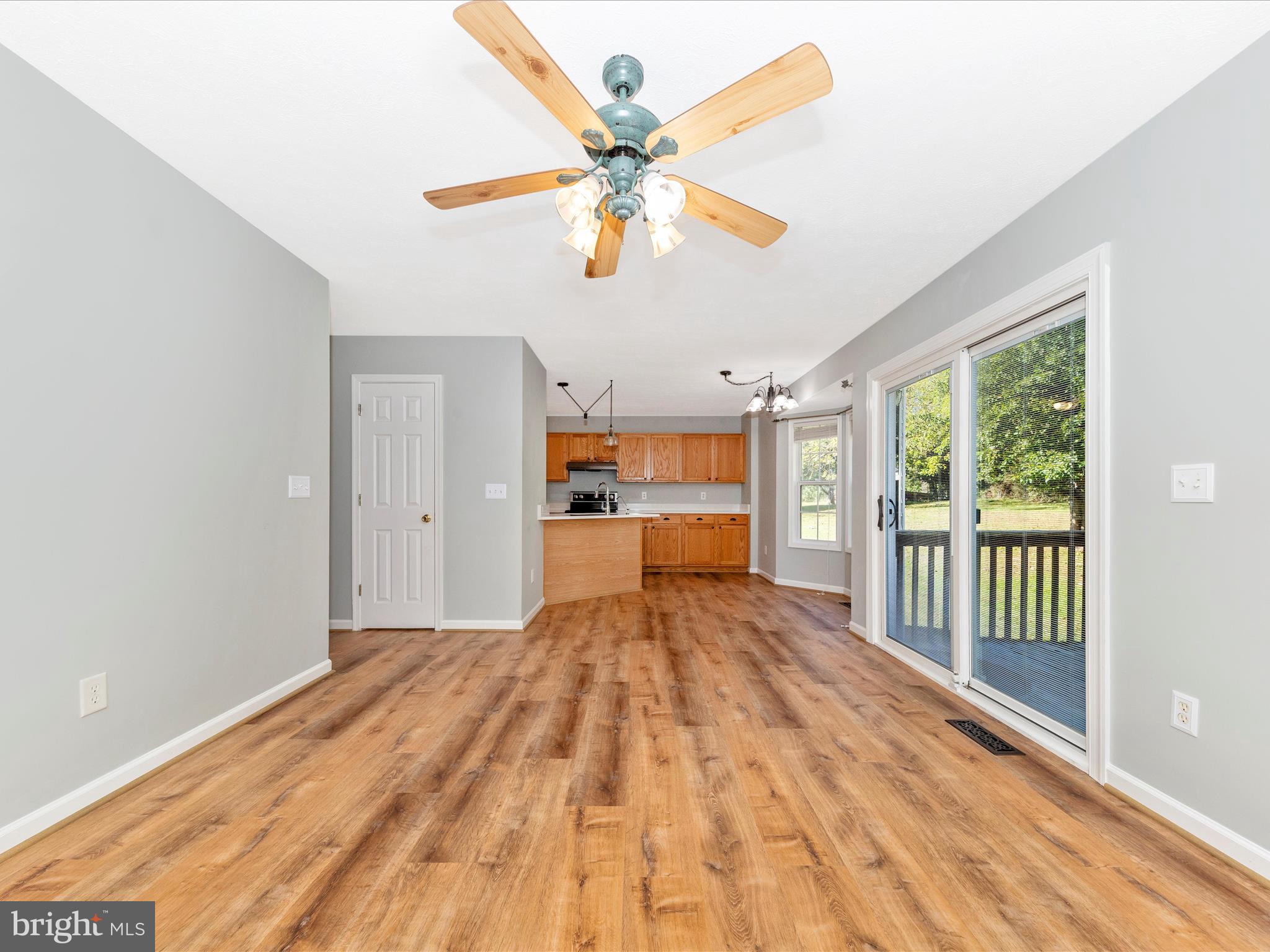 MEADOWLANDS - Residential