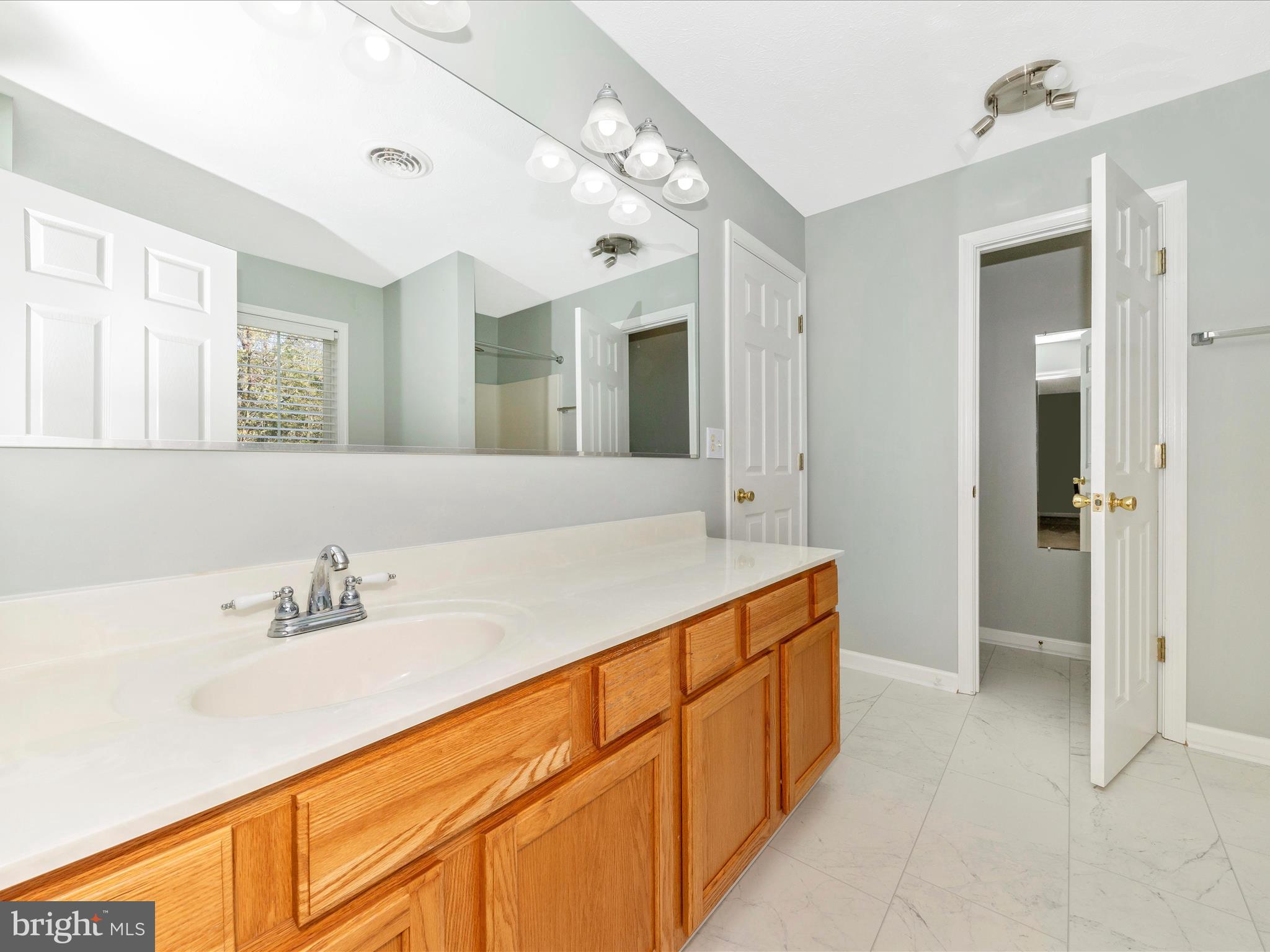 MEADOWLANDS - Residential