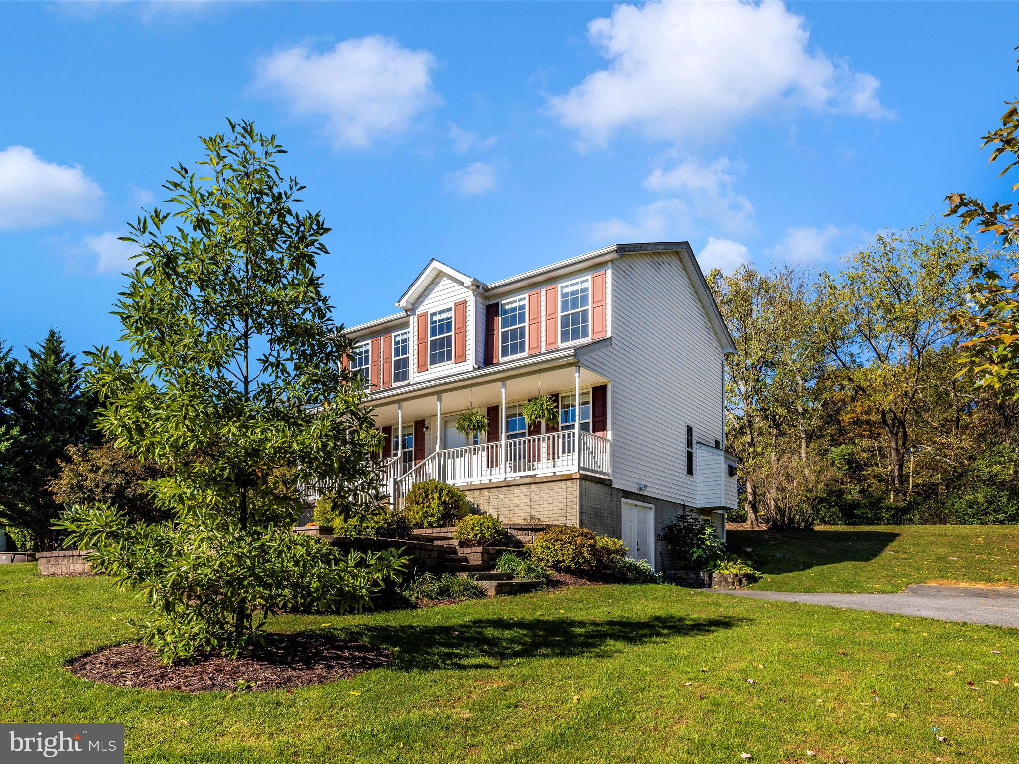 MEADOWLANDS - Residential