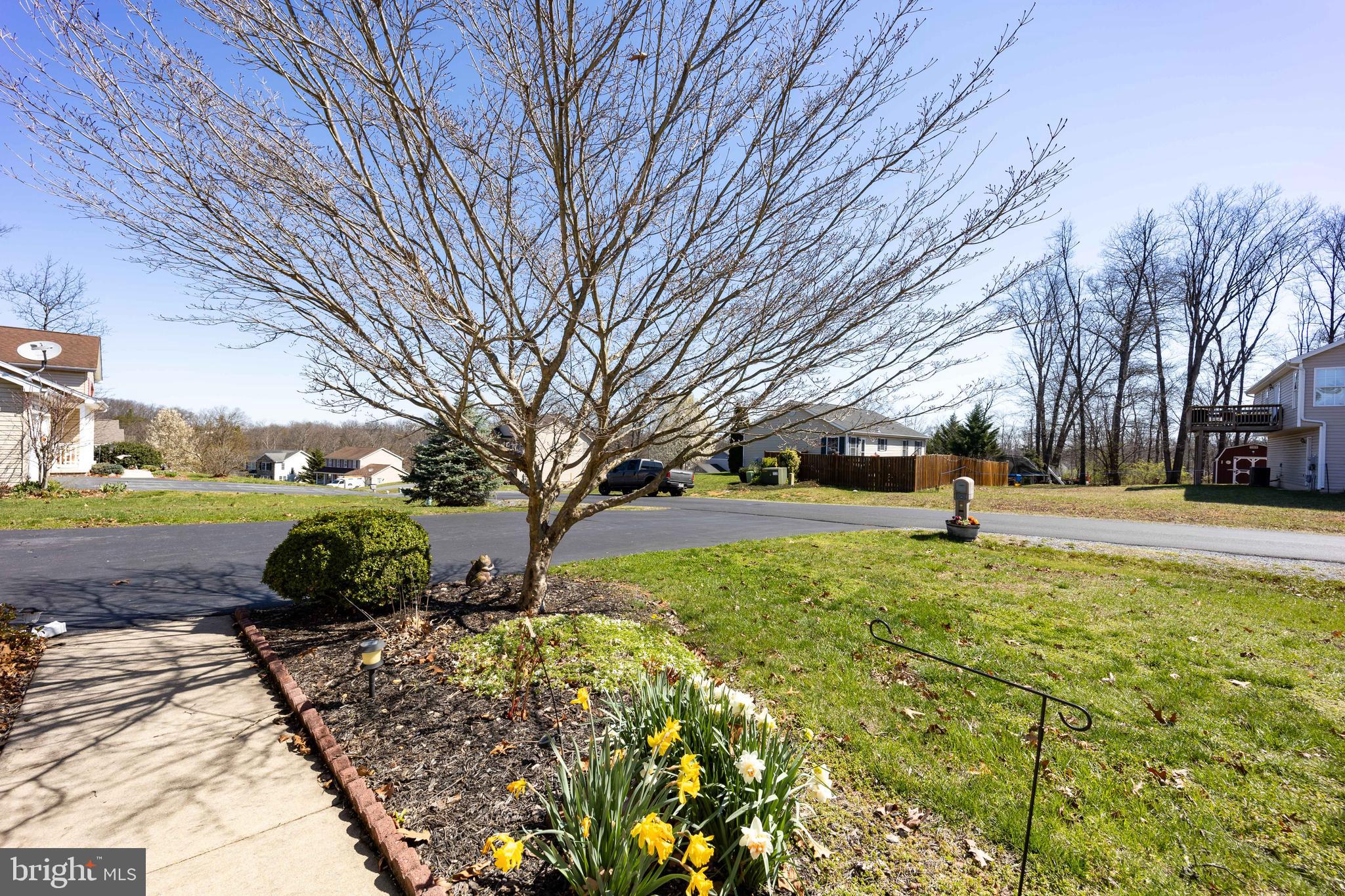 MIDDLE CREEK MANOR - Residential