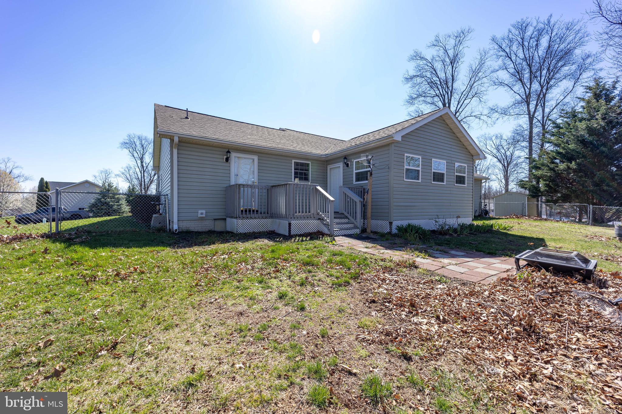 MIDDLE CREEK MANOR - Residential