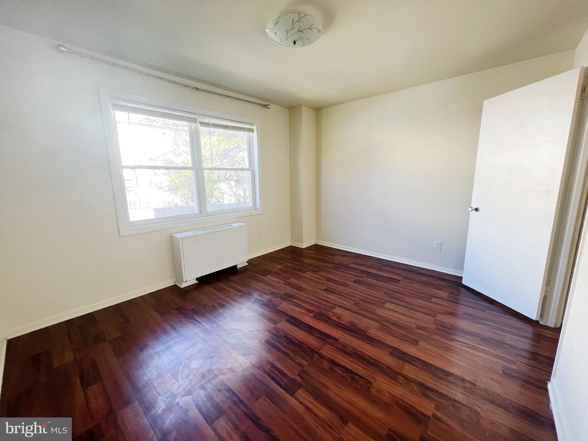 PINEWOOD SOUTH - Residential