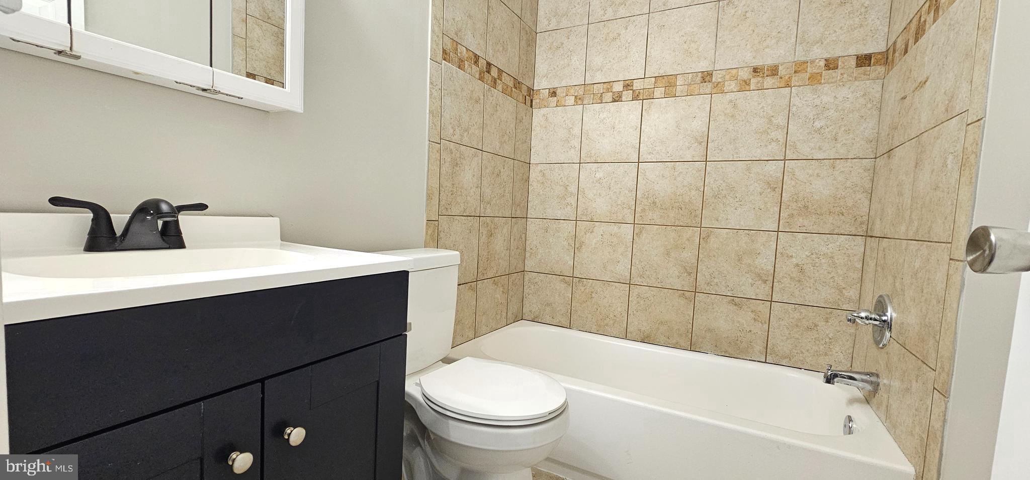 YORKTOWN - Residential Lease