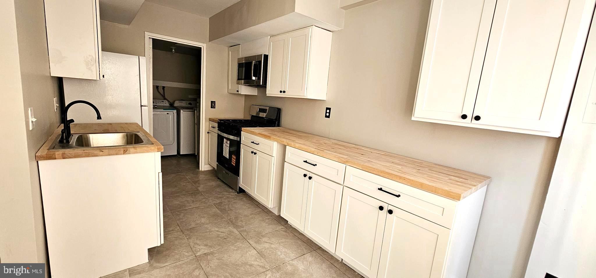 YORKTOWN - Residential Lease