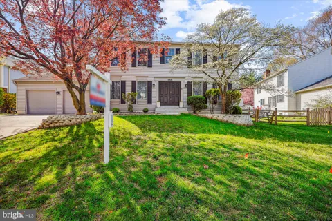 11906 Leatherbark Way, Germantown, MD MLS: MDMC2175566