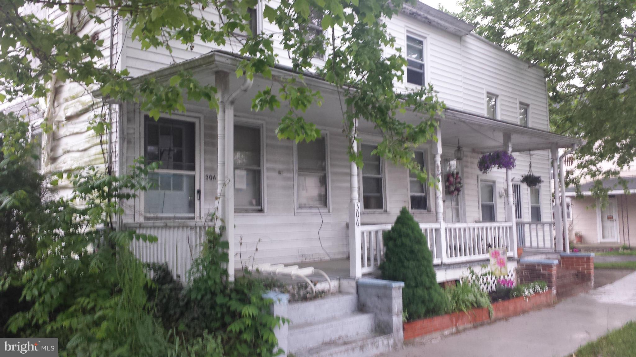 CRUMPTON - Residential