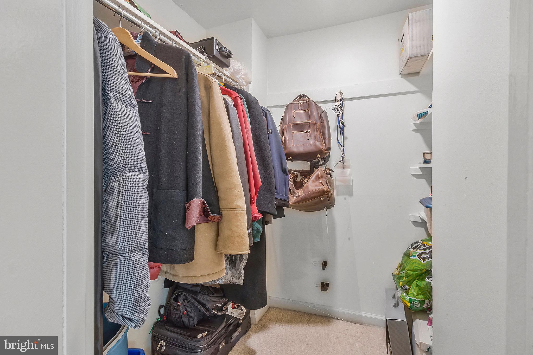 BETHESDA PARK - Residential